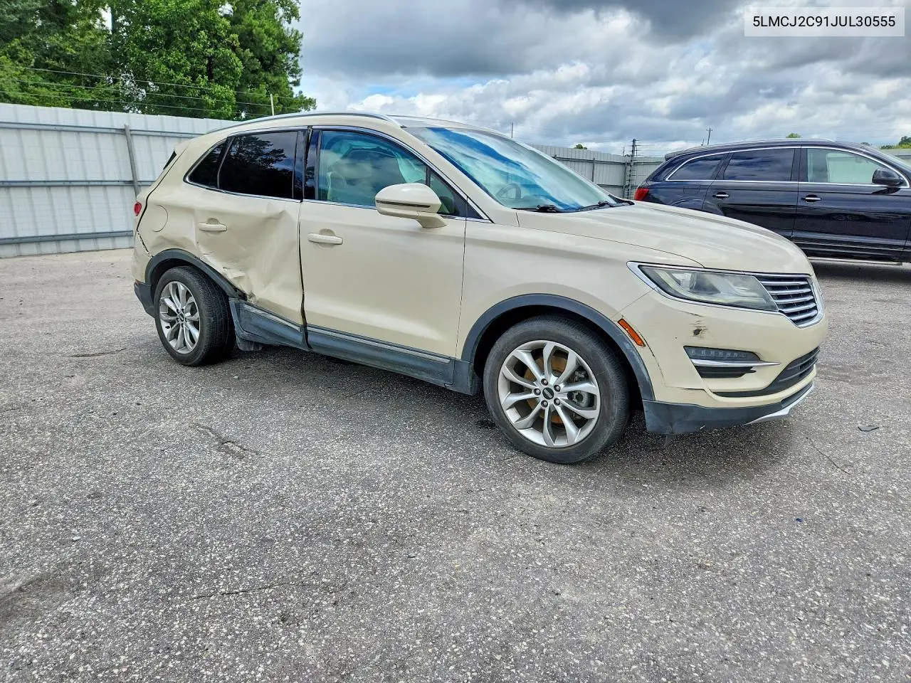2018 Lincoln Mkc Select VIN: 5LMCJ2C91JUL30555 Lot: 58111686