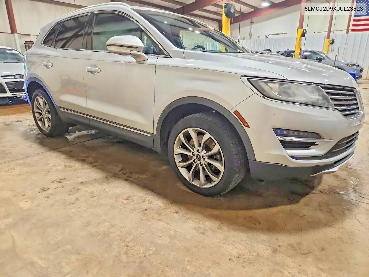 2018 Lincoln Mkc Select VIN: 5LMCJ2D9XJUL23523 Lot: 59597446