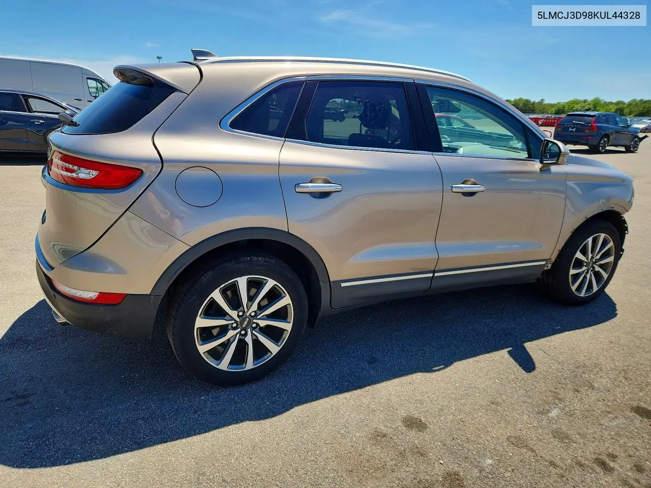 2019 Lincoln Mkc Reserve VIN: 5LMCJ3D98KUL44328 Lot: 57565776