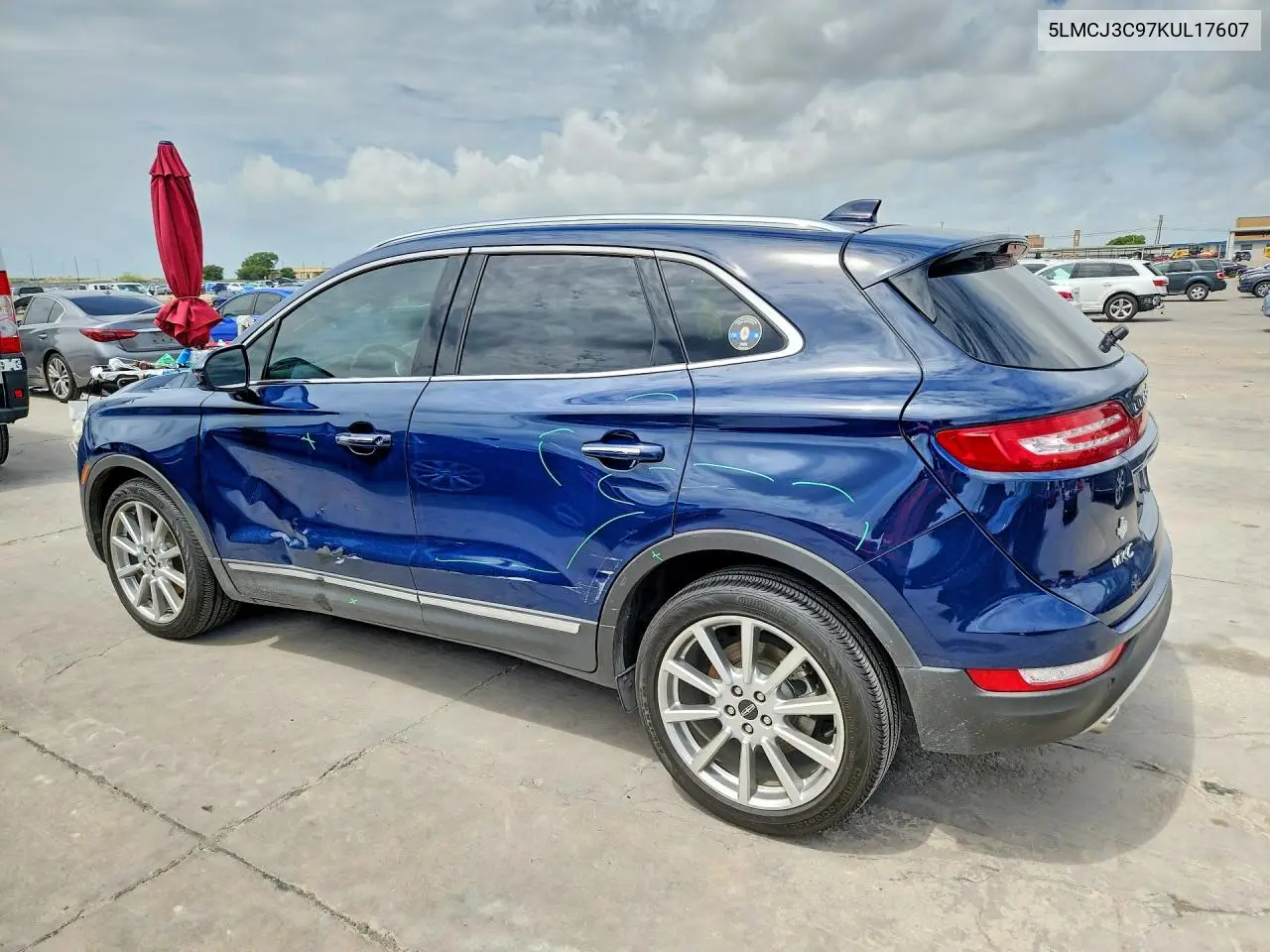2019 Lincoln Mkc Reserve VIN: 5LMCJ3C97KUL17607 Lot: 60825906