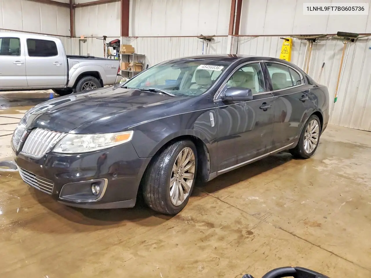 2011 Lincoln Mks VIN: 1LNHL9FT7BG605736 Lot: 45456836