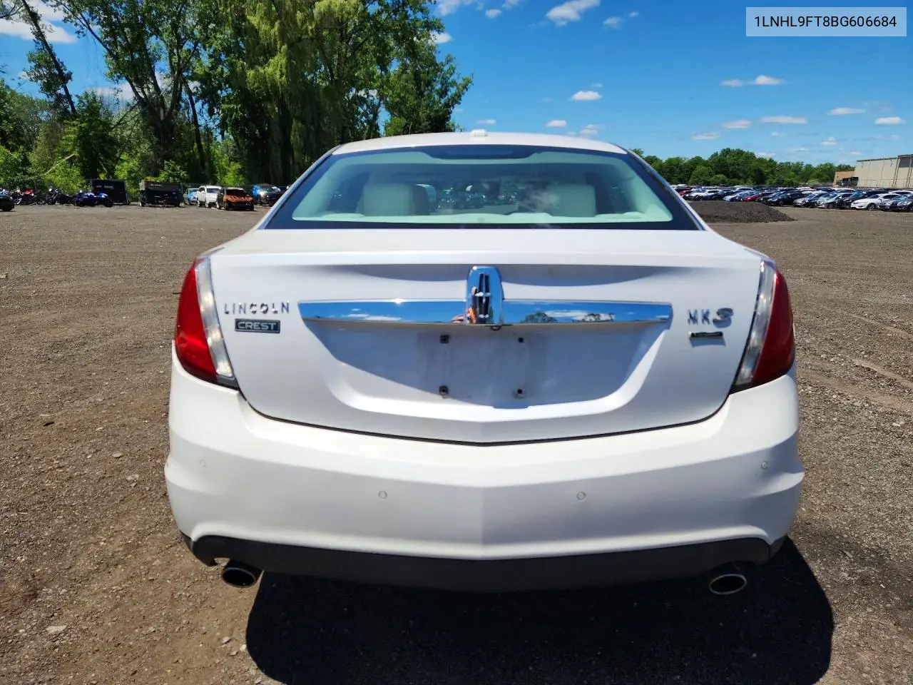 2011 Lincoln Mks VIN: 1LNHL9FT8BG606684 Lot: 57402786