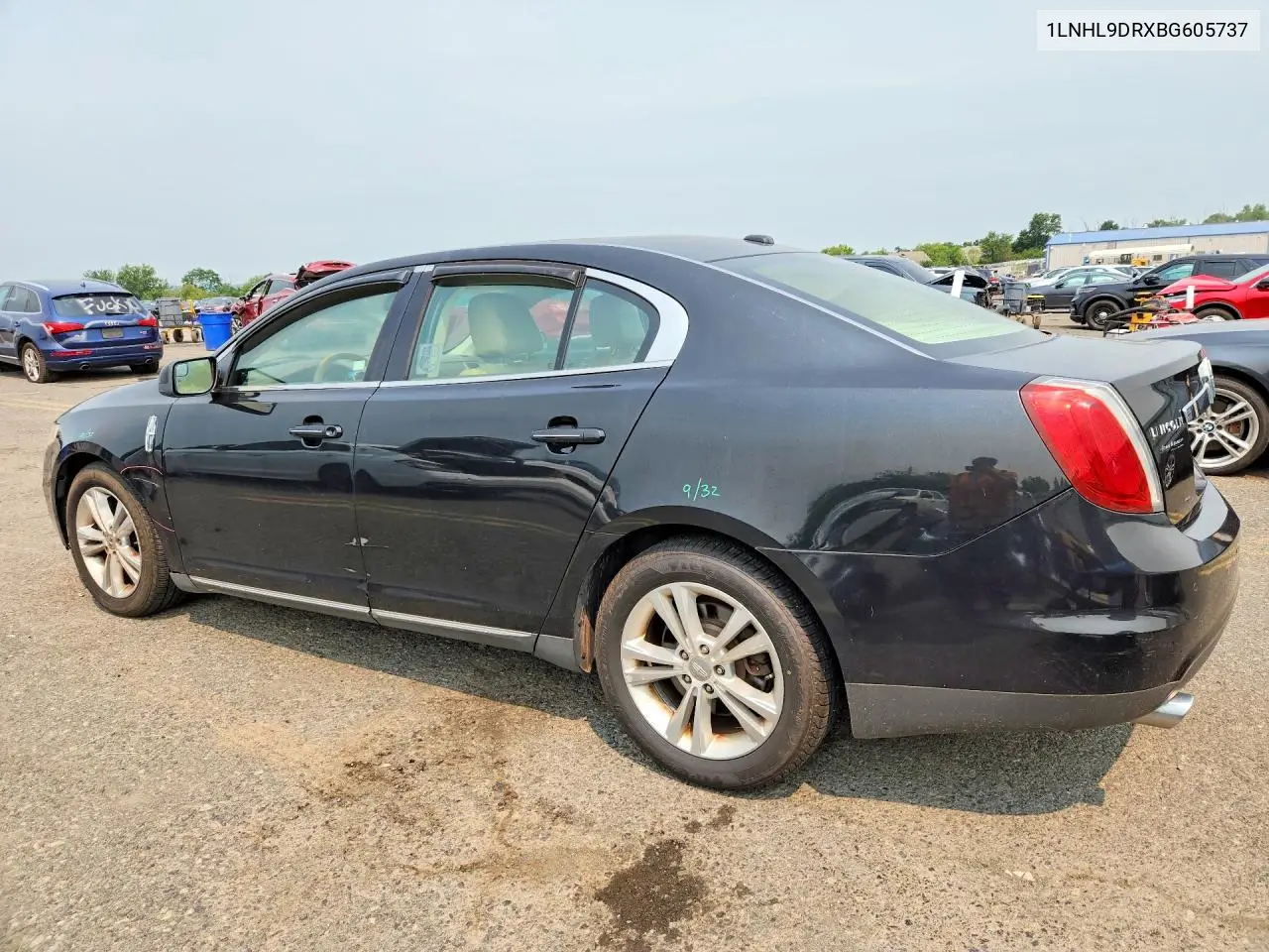 2011 Lincoln Mks VIN: 1LNHL9DRXBG605737 Lot: 61011006