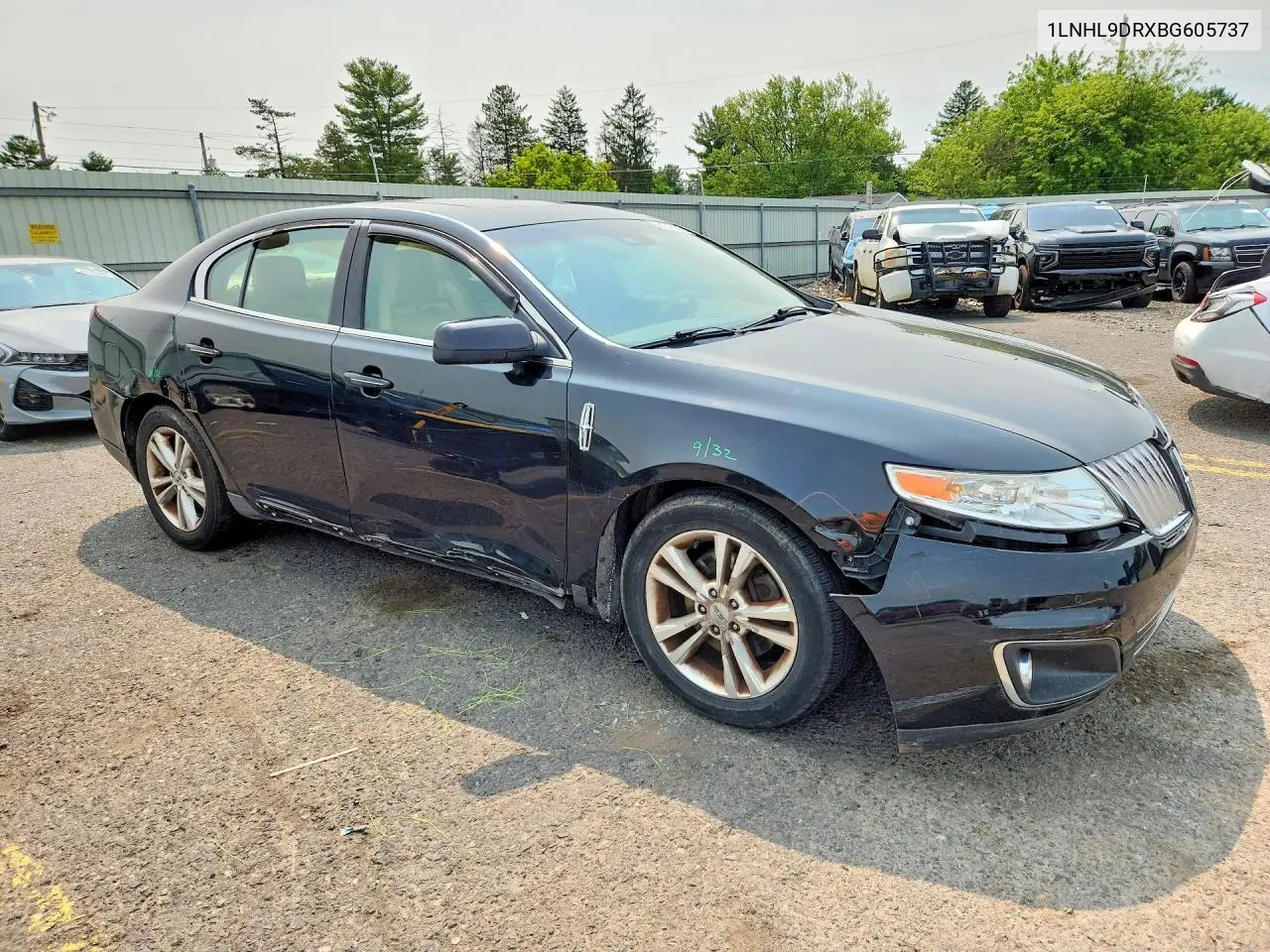 2011 Lincoln Mks VIN: 1LNHL9DRXBG605737 Lot: 61011006