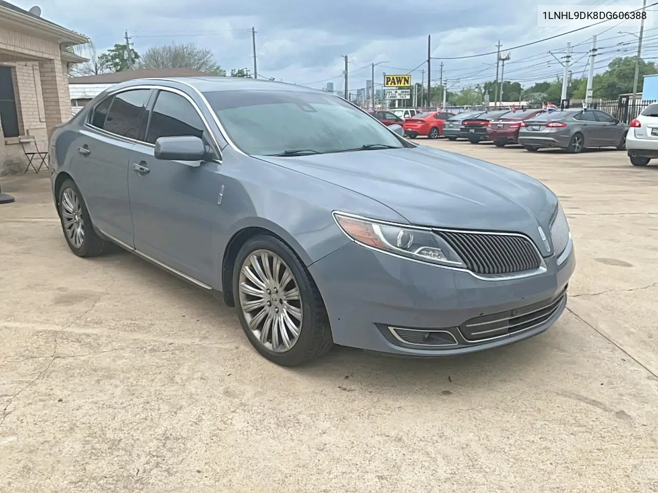 2013 Lincoln Townhouse Mks VIN: 1LNHL9DK8DG606388 Lot: 48813926