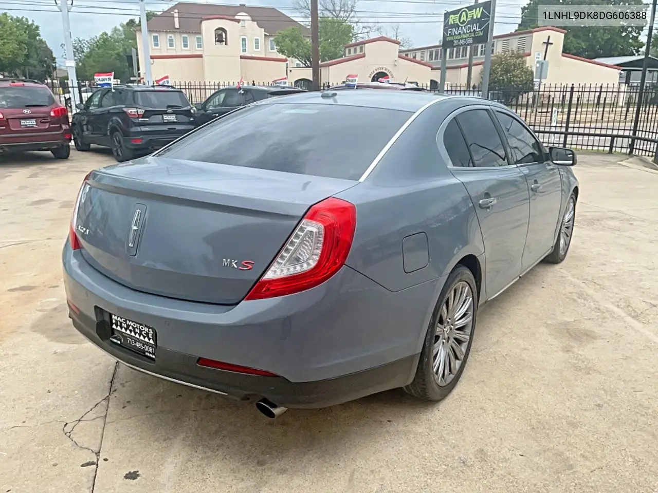 2013 Lincoln Townhouse Mks VIN: 1LNHL9DK8DG606388 Lot: 48813926