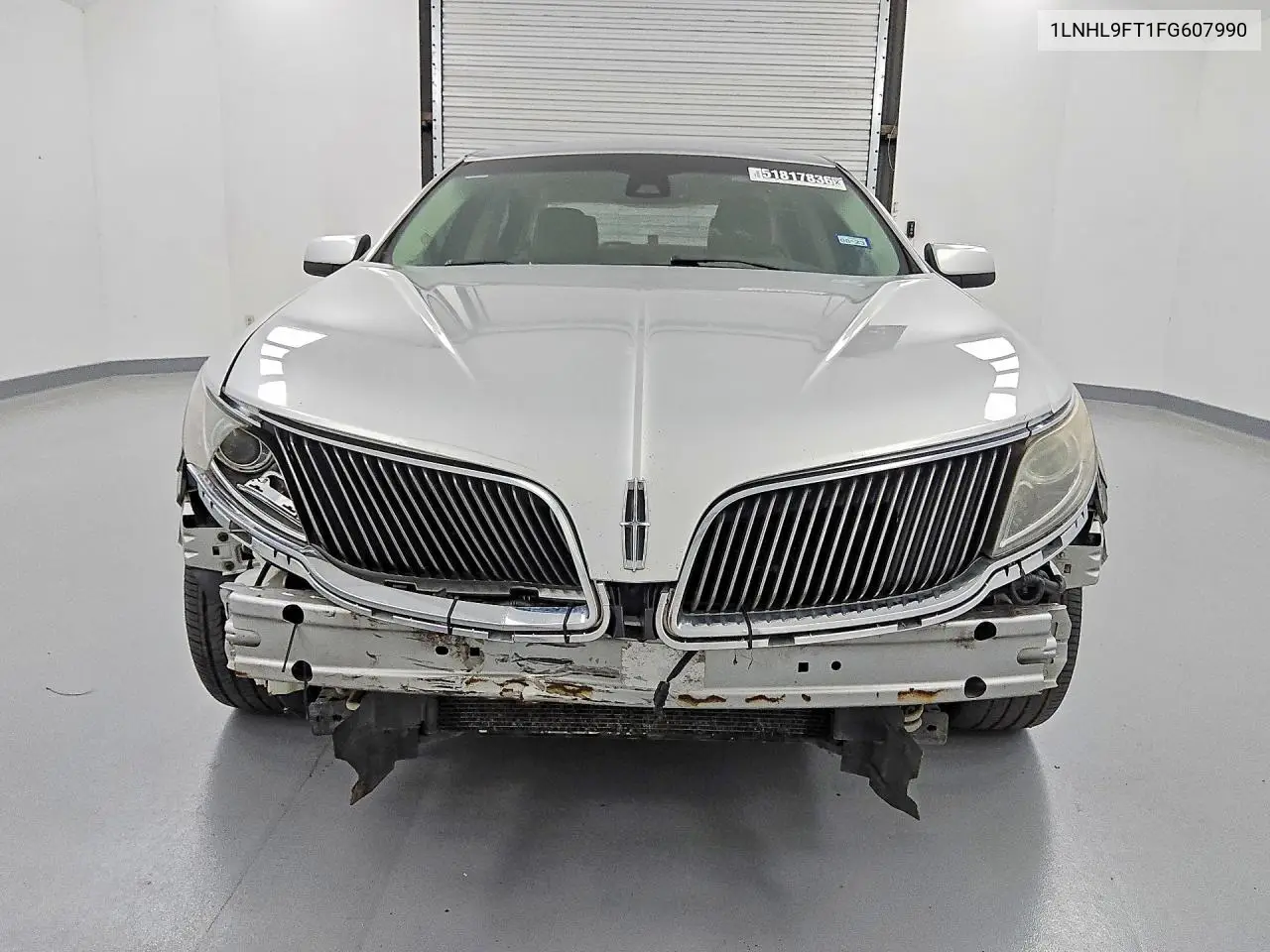 2015 Lincoln Mks VIN: 1LNHL9FT1FG607990 Lot: 51817836
