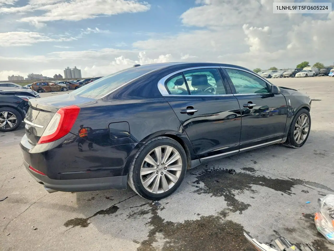 2015 Lincoln Mks VIN: 1LNHL9FT5FG605224 Lot: 56811346