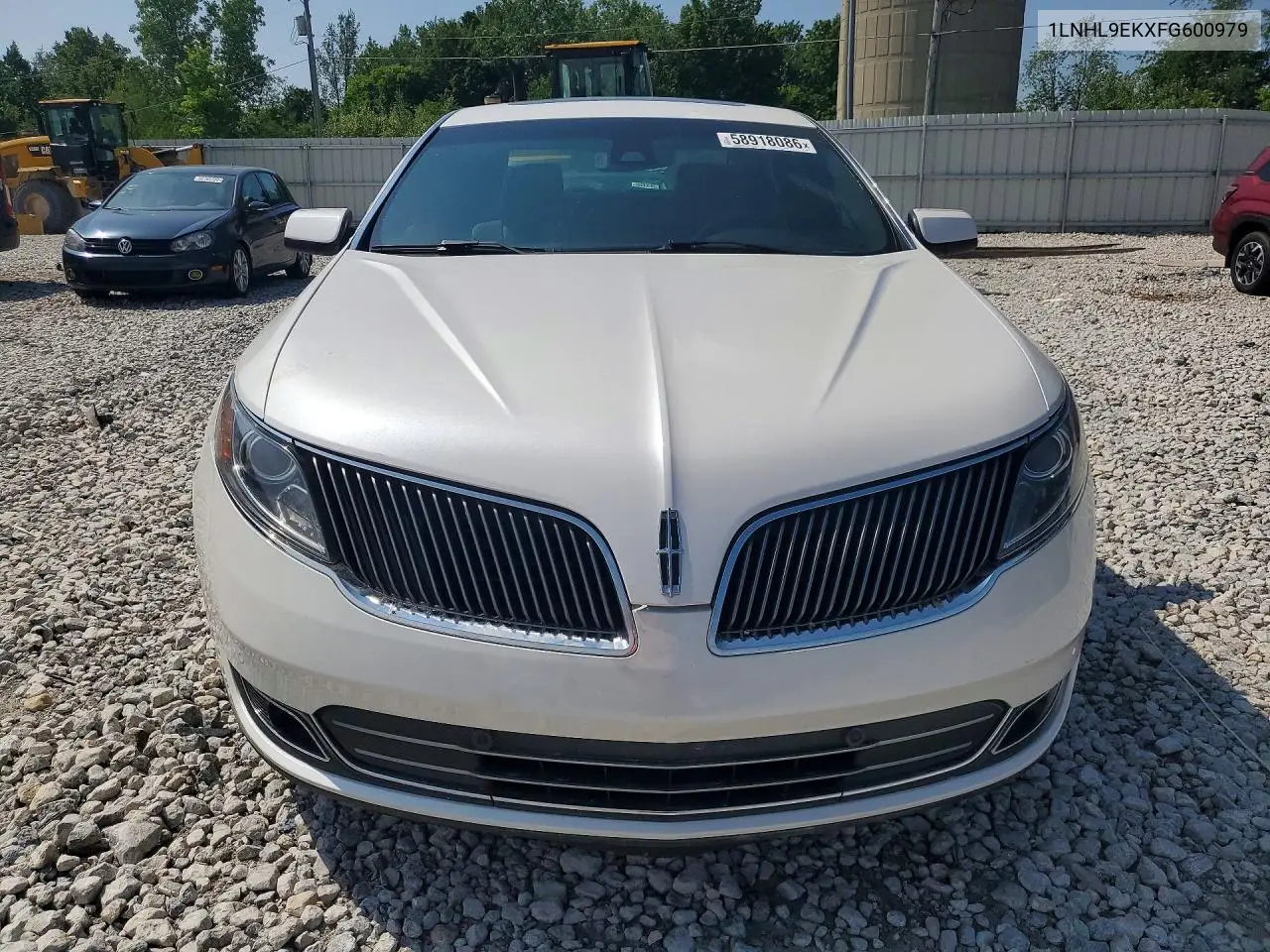 2015 Lincoln Mks VIN: 1LNHL9EKXFG600979 Lot: 58918086