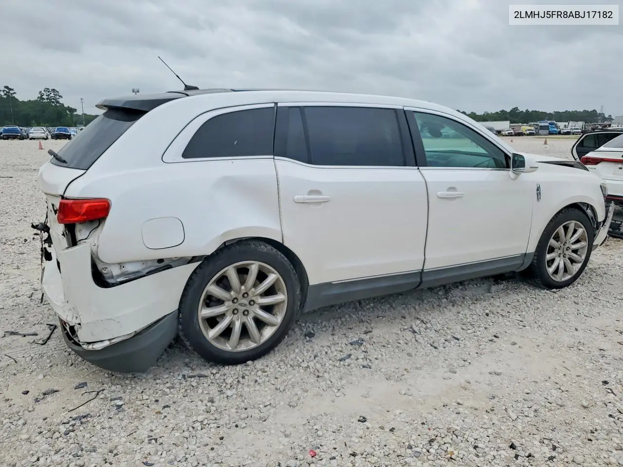 2010 Lincoln Mkt VIN: 2LMHJ5FR8ABJ17182 Lot: 53994076