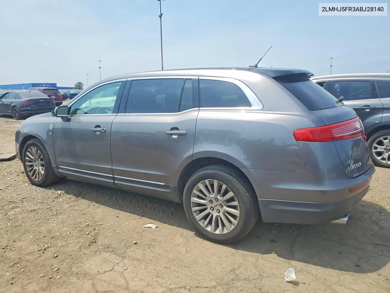 2010 Lincoln Mkt VIN: 2LMHJ5FR3ABJ28140 Lot: 61317656