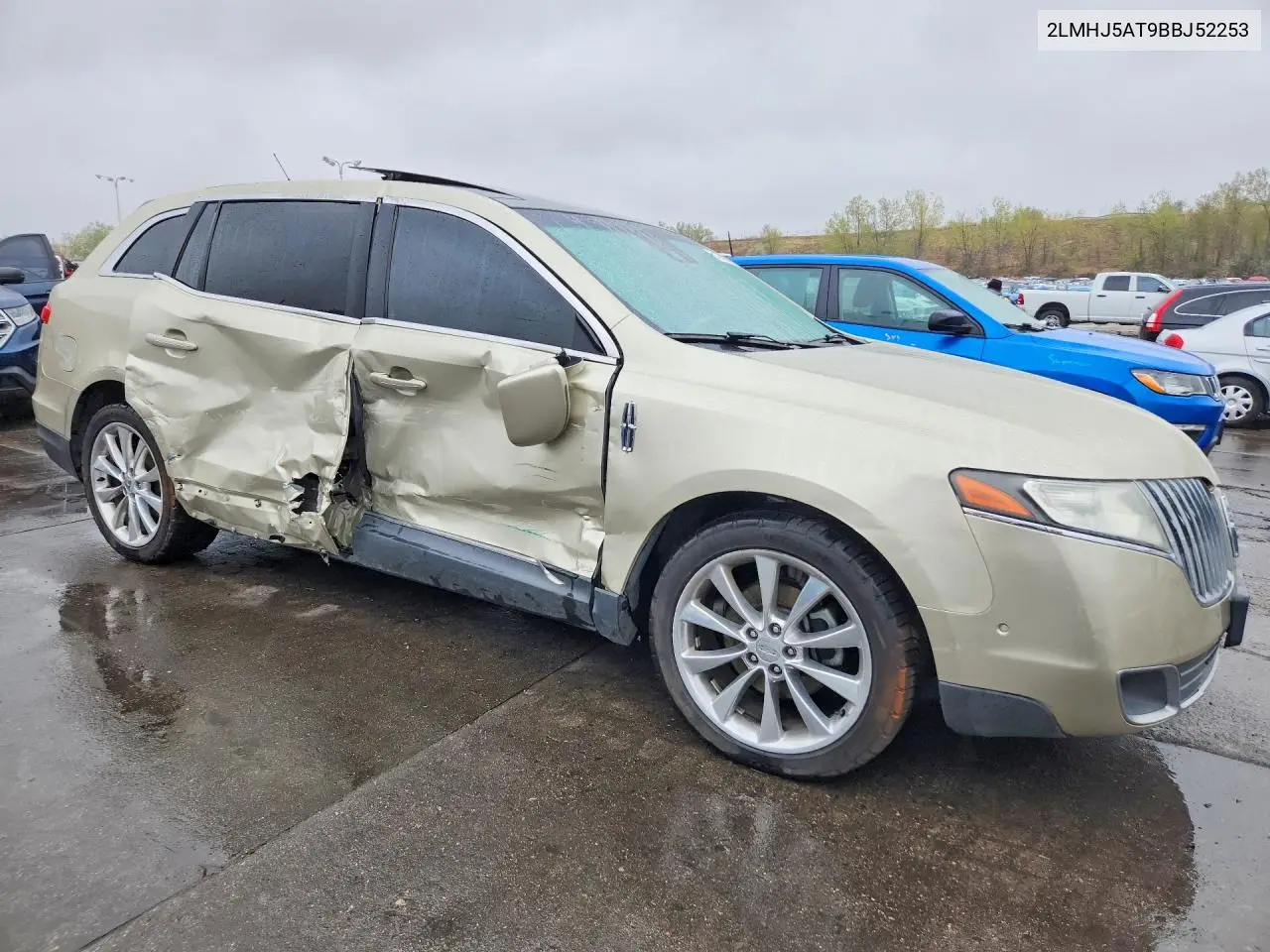 2011 Lincoln Mkt VIN: 2LMHJ5AT9BBJ52253 Lot: 51369266