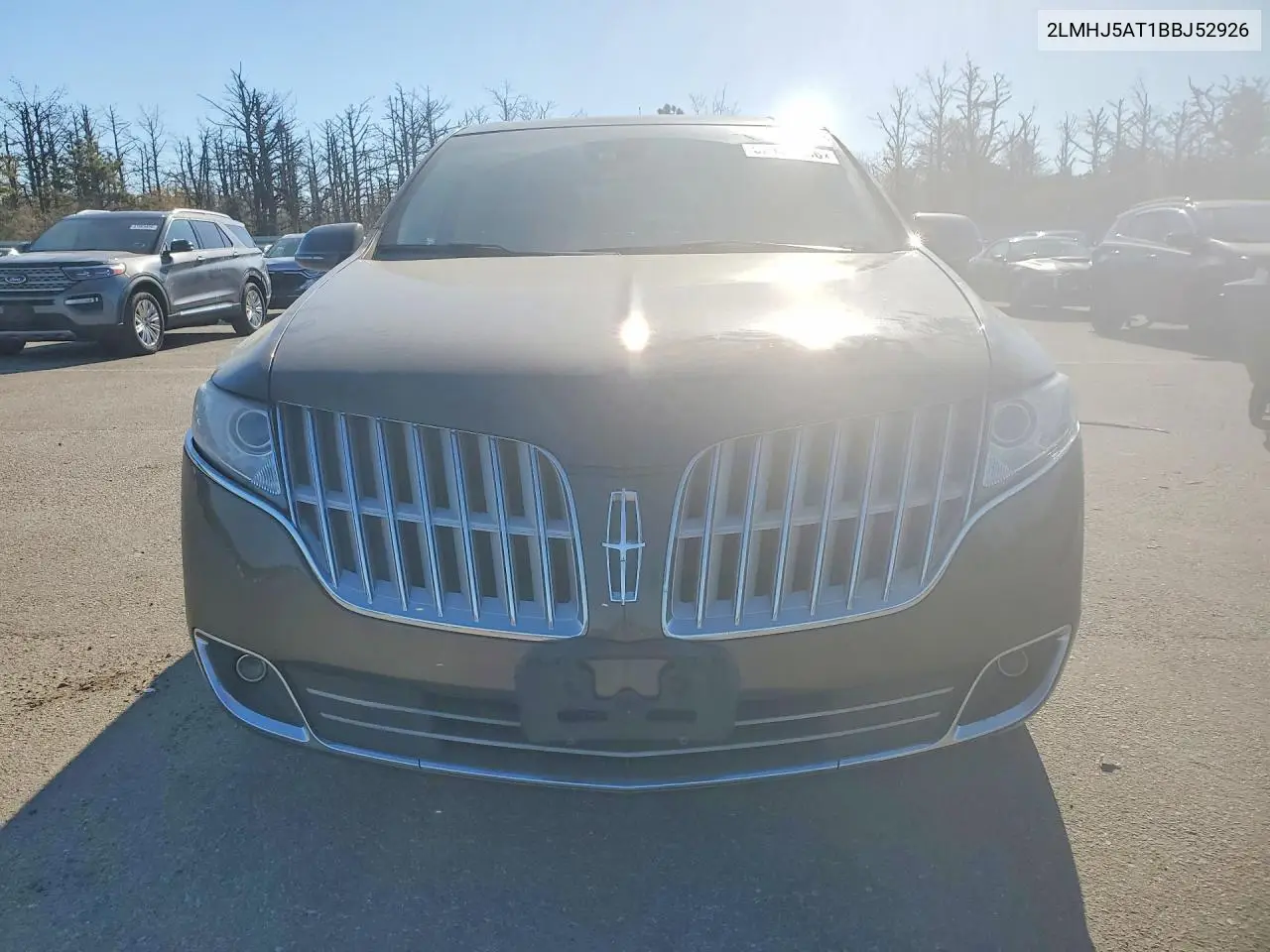 2011 Lincoln Mkt VIN: 2LMHJ5AT1BBJ52926 Lot: 52104836