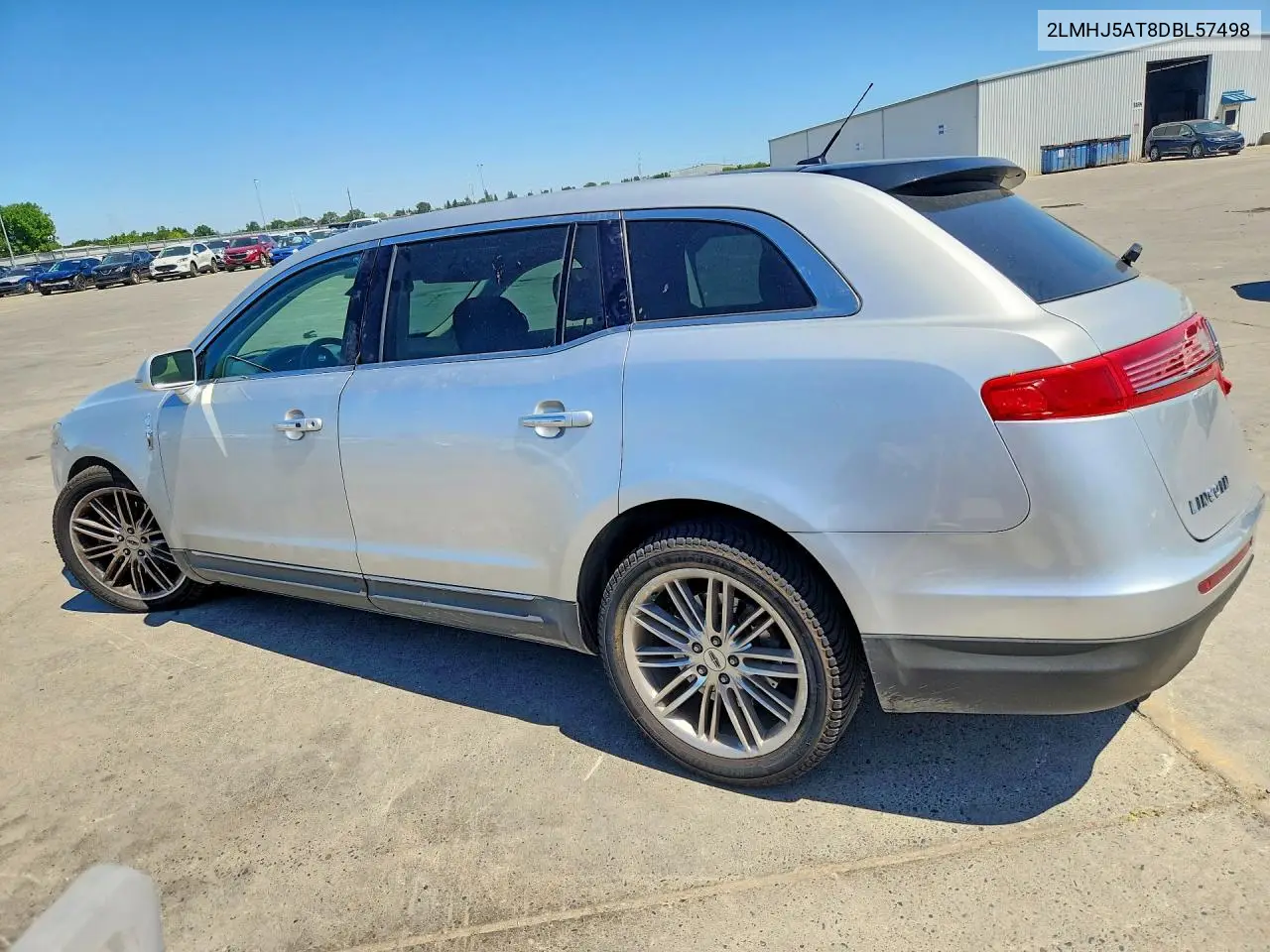 2013 Lincoln Mkt VIN: 2LMHJ5AT8DBL57498 Lot: 54111026