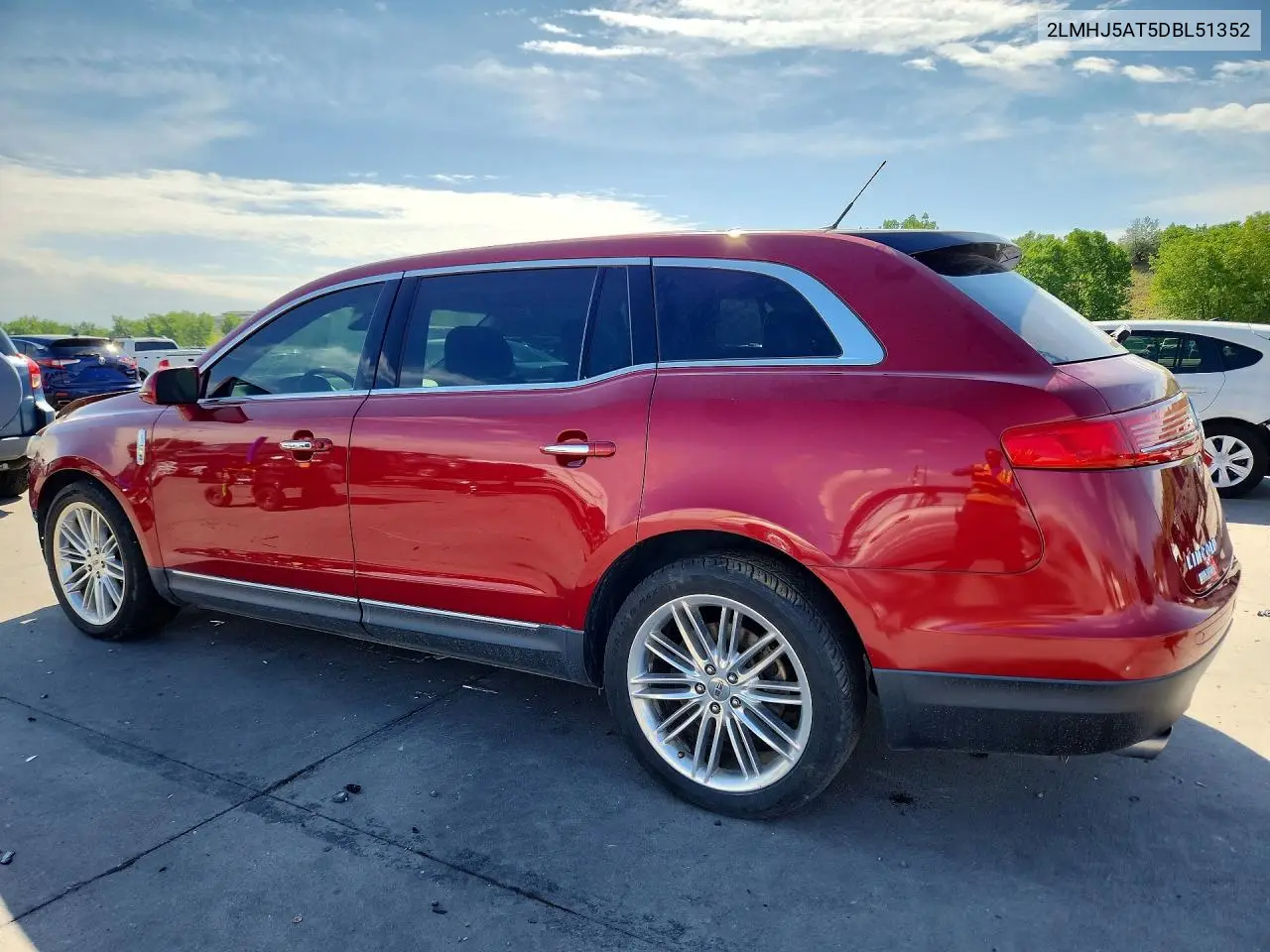 2013 Lincoln Mkt VIN: 2LMHJ5AT5DBL51352 Lot: 56614556