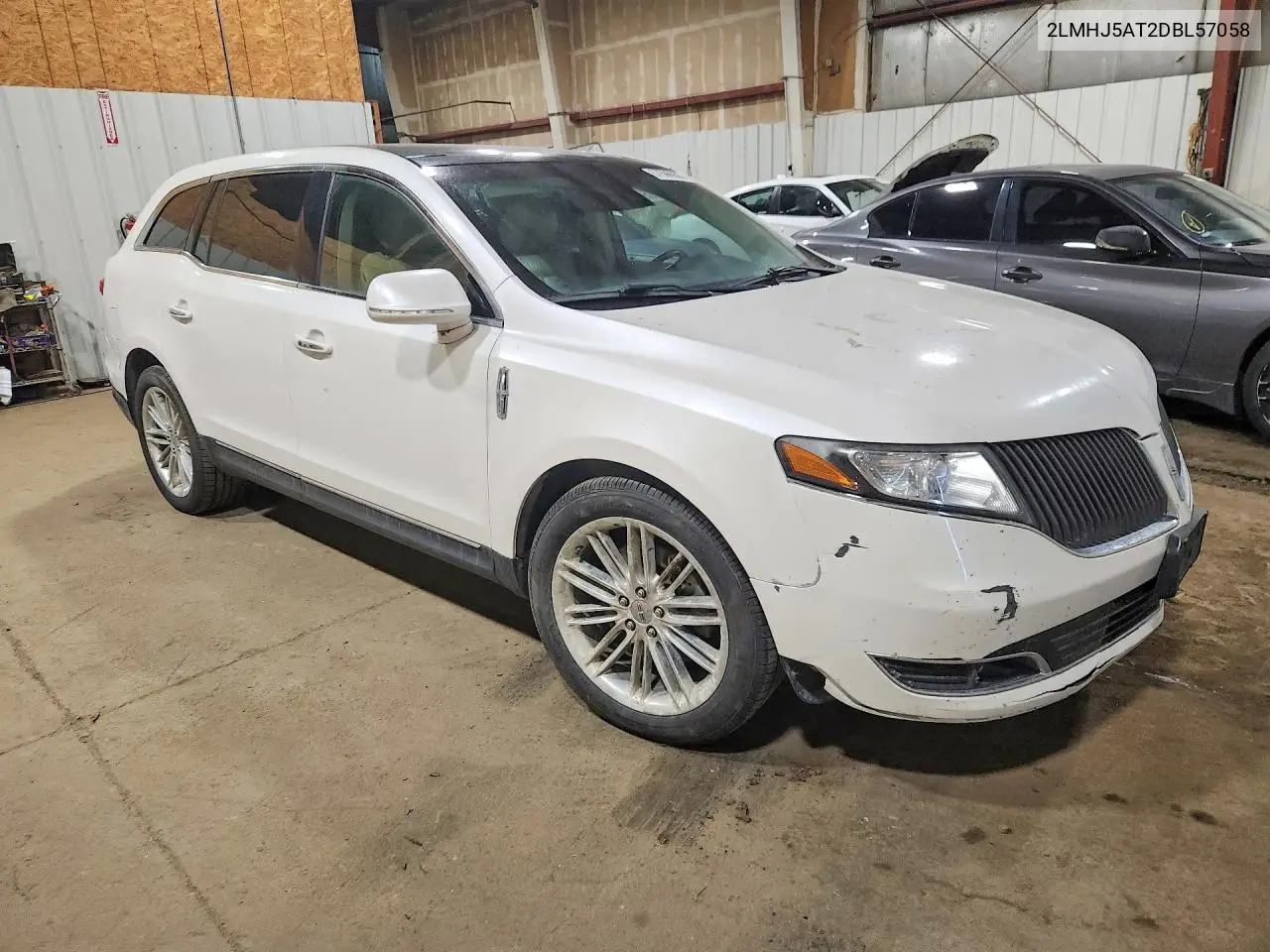 2013 Lincoln Mkt VIN: 2LMHJ5AT2DBL57058 Lot: 57596906