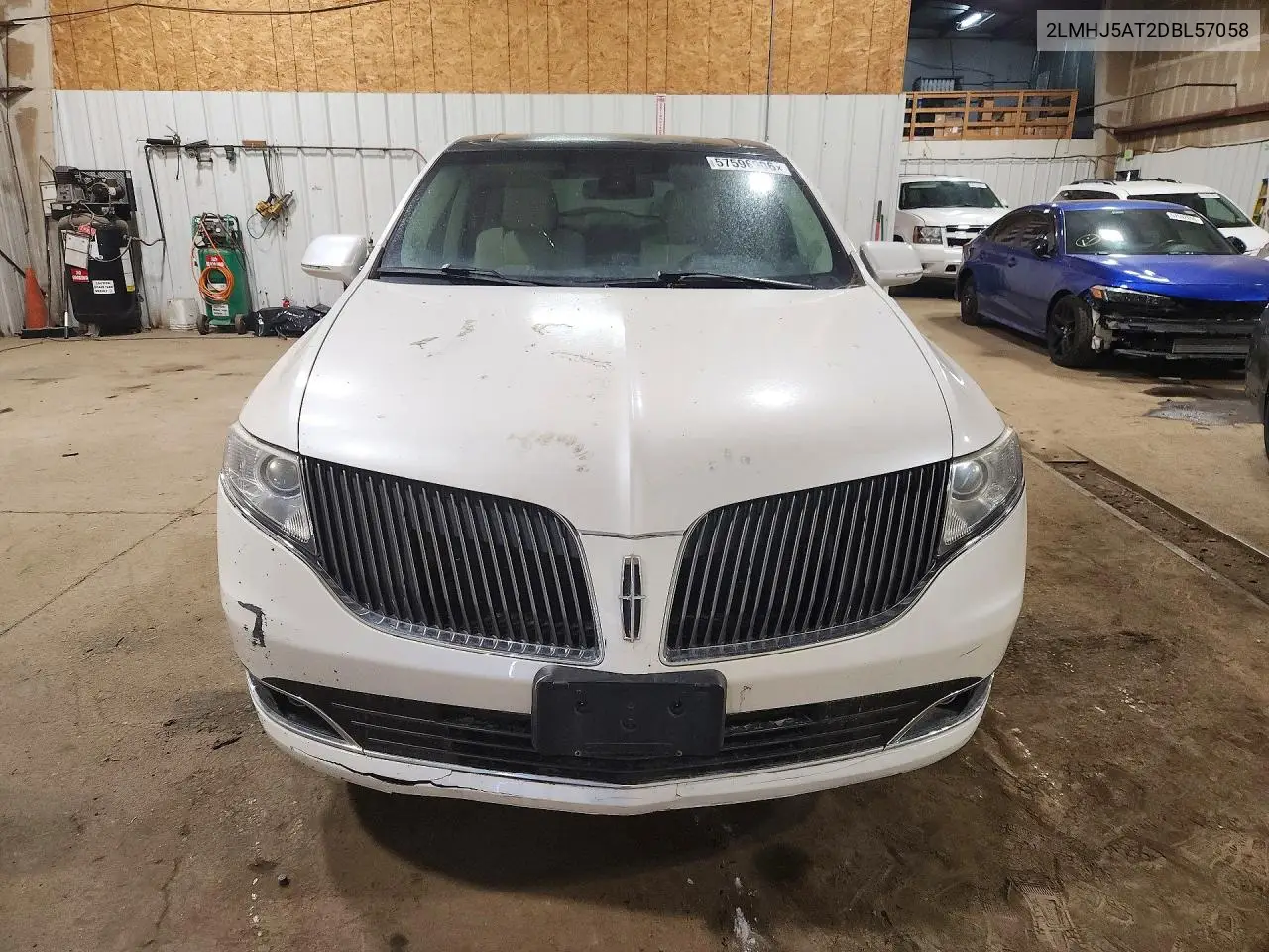 2013 Lincoln Mkt VIN: 2LMHJ5AT2DBL57058 Lot: 57596906