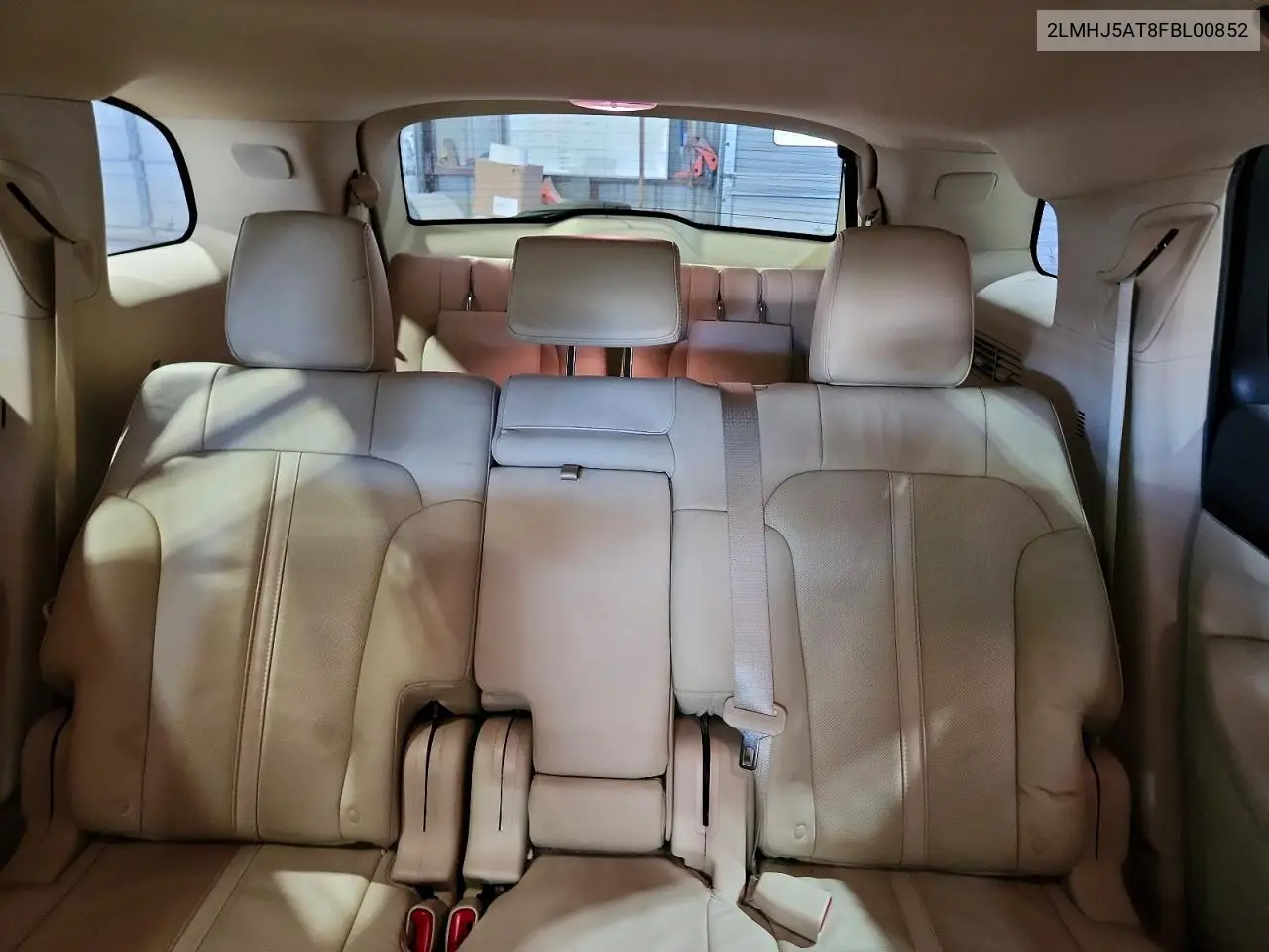 2015 Lincoln Mkt VIN: 2LMHJ5AT8FBL00852 Lot: 52457856