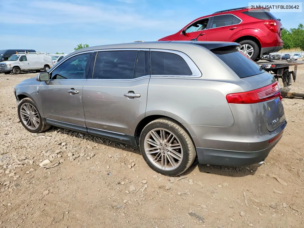 2015 Lincoln Mkt VIN: 2LMHJ5AT1FBL03642 Lot: 55685996