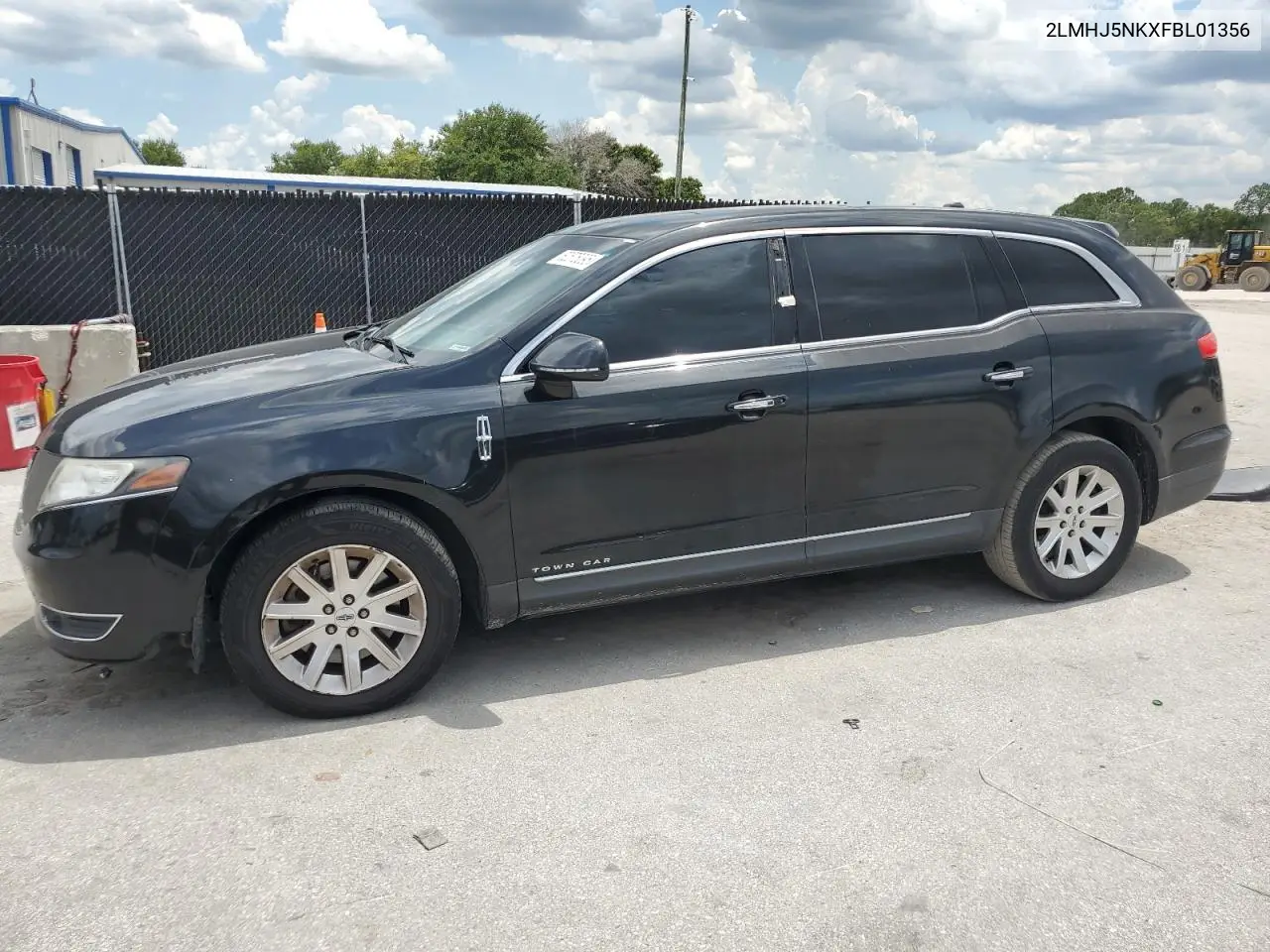 2015 Lincoln Mkt VIN: 2LMHJ5NKXFBL01356 Lot: 59169216