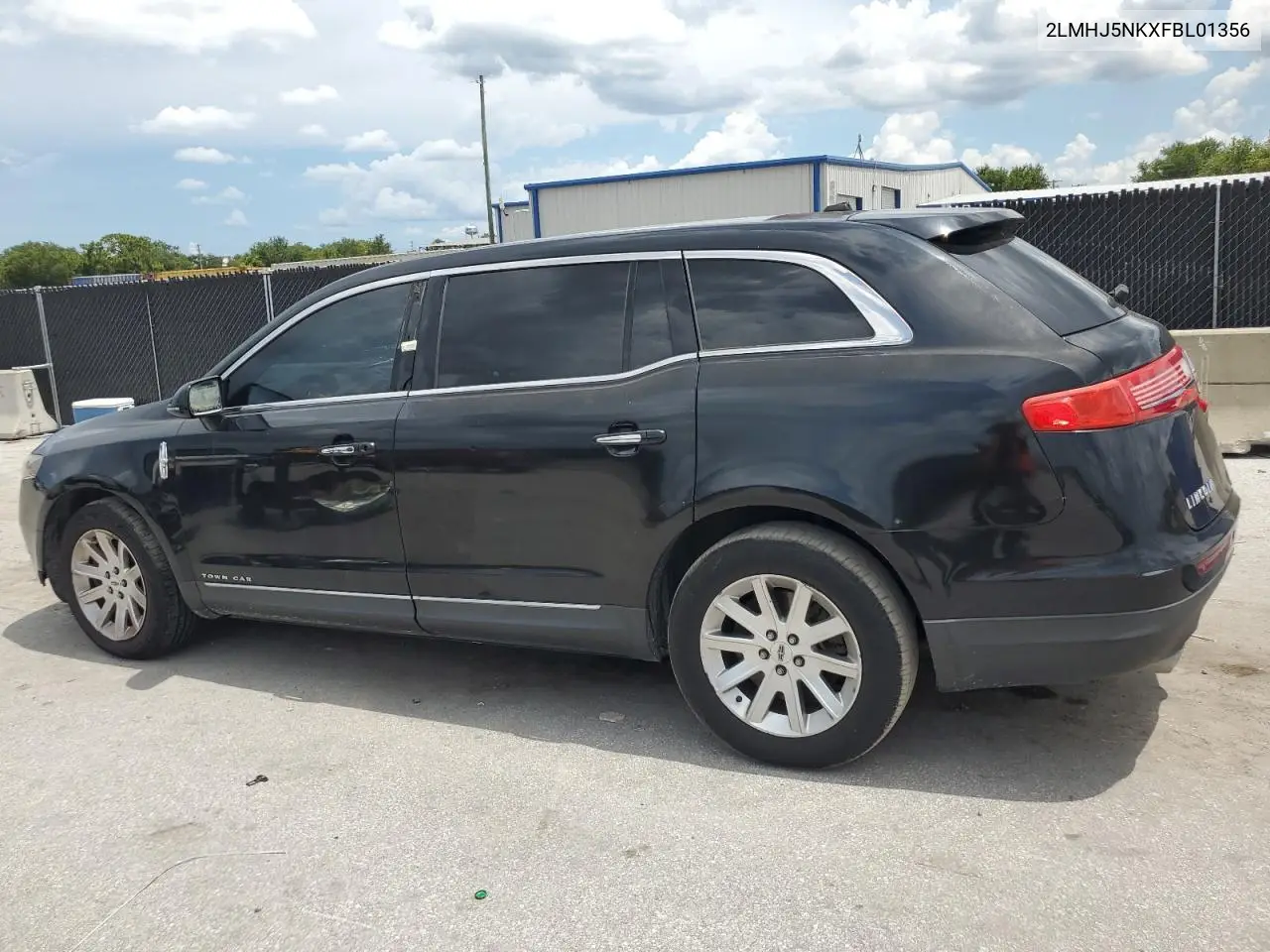 2015 Lincoln Mkt VIN: 2LMHJ5NKXFBL01356 Lot: 59169216
