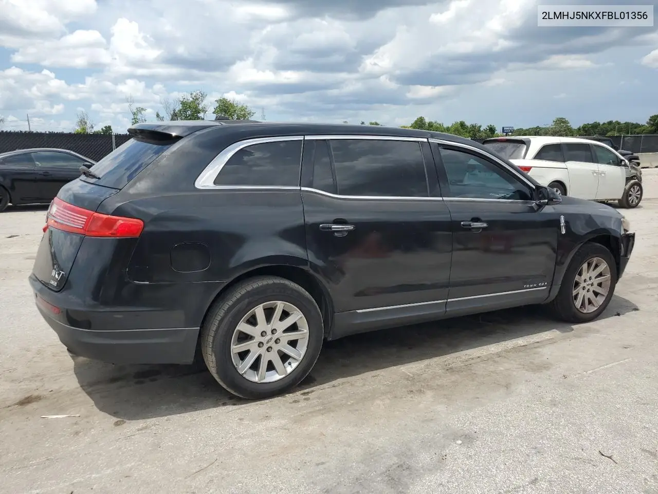 2015 Lincoln Mkt VIN: 2LMHJ5NKXFBL01356 Lot: 59169216