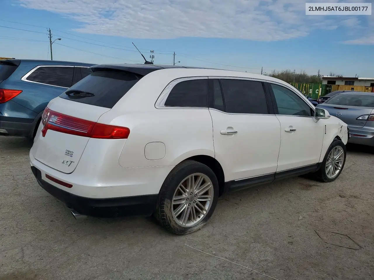 2018 Lincoln Mkt VIN: 2LMHJ5AT6JBL00177 Lot: 49084156