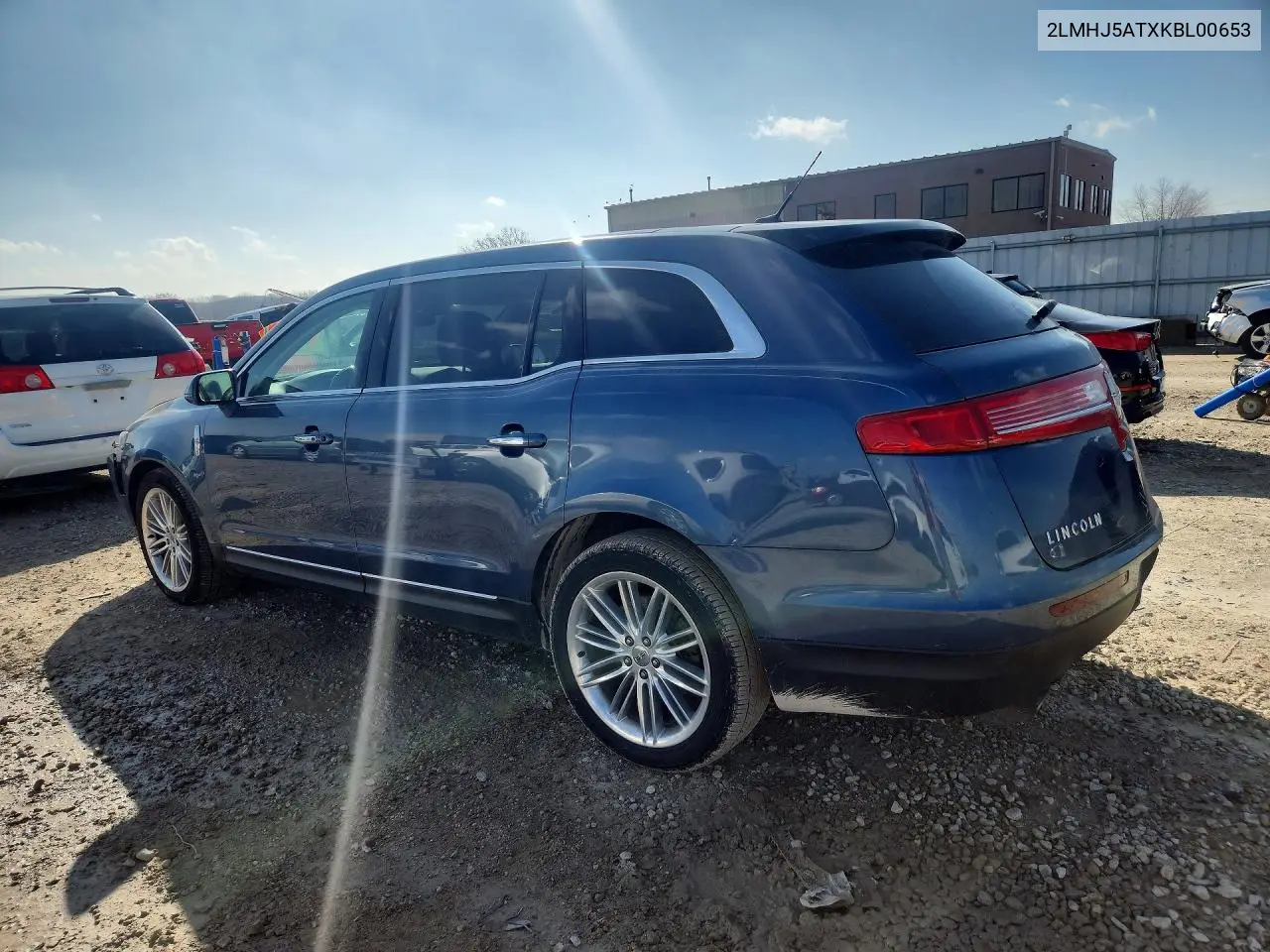 2019 Lincoln Townhouse Mkt VIN: 2LMHJ5ATXKBL00653 Lot: 41996436