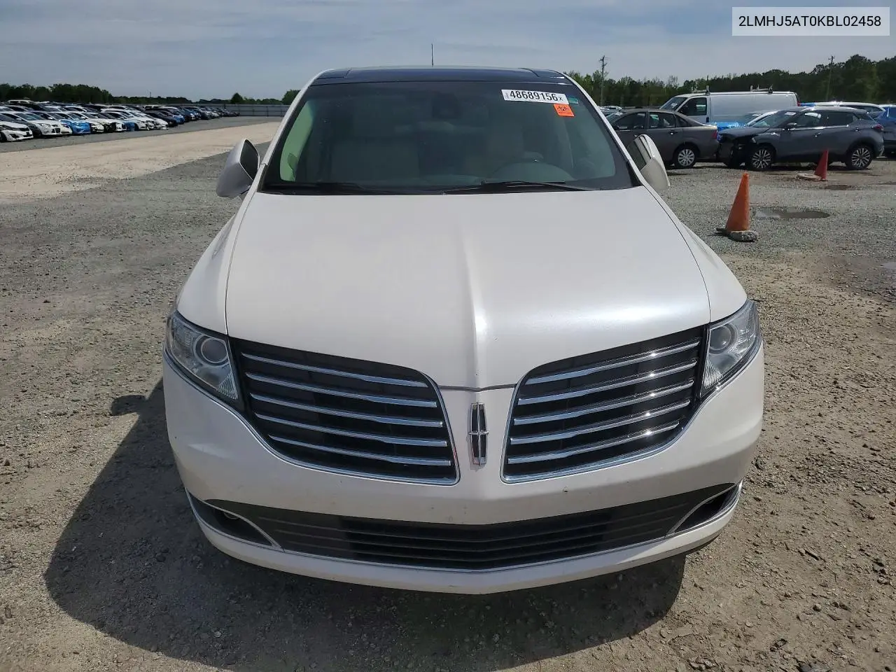 2019 Lincoln Mkt VIN: 2LMHJ5AT0KBL02458 Lot: 48689156