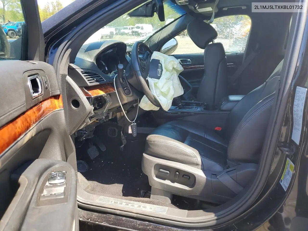 2019 Lincoln Mkt VIN: 2L1MJ5LTXKBL01732 Lot: 51944926