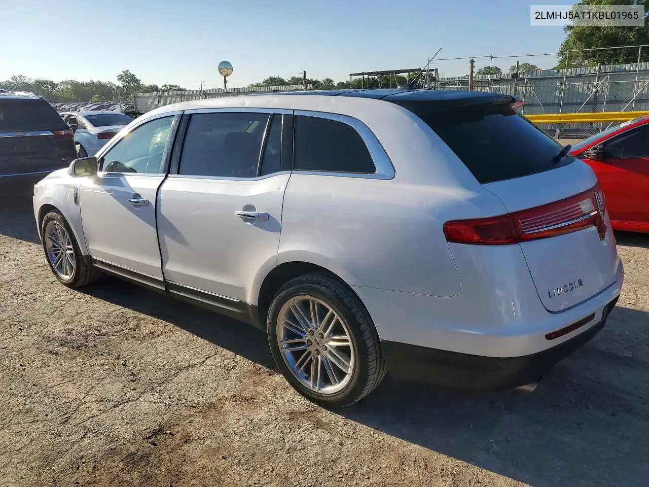 2019 Lincoln Mkt VIN: 2LMHJ5AT1KBL01965 Lot: 52390076
