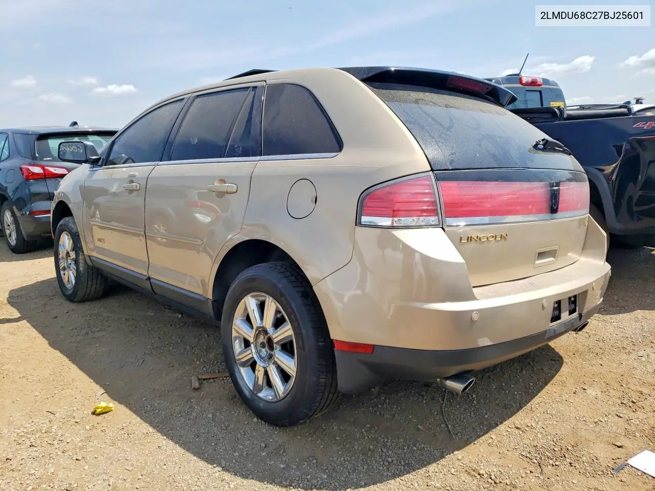 2007 Lincoln Mkx VIN: 2LMDU68C27BJ25601 Lot: 60864086