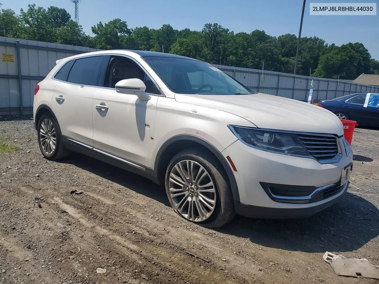 2017 Lincoln Mkx Reserve VIN: 2LMPJ8LR8HBL44030 Lot: 57881736