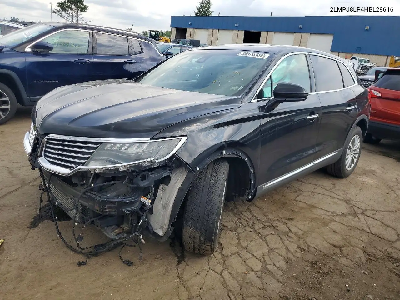 2017 Lincoln Mkx Reserve VIN: 2LMPJ8LP4HBL28616 Lot: 58576386
