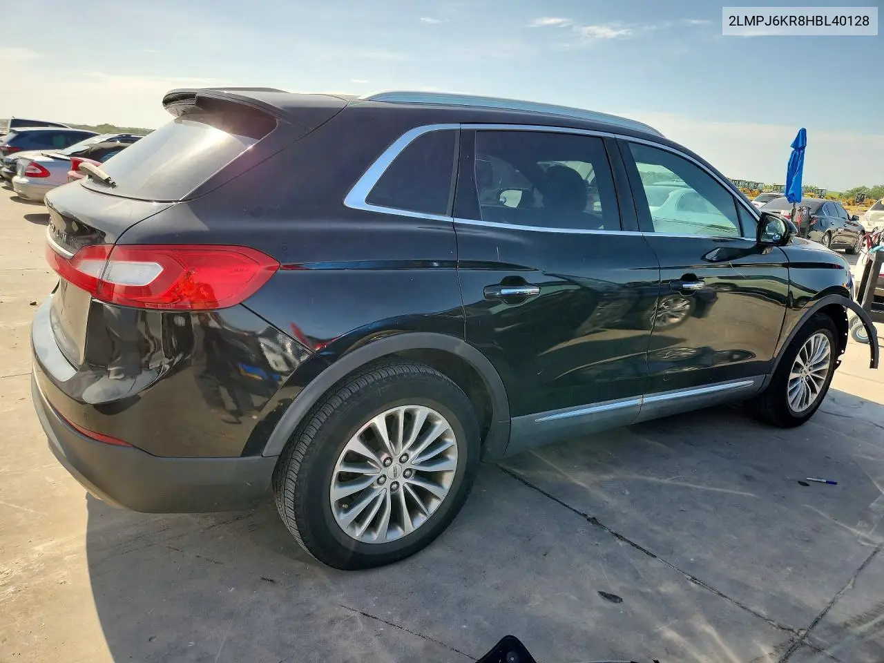 2017 Lincoln Mkx Select VIN: 2LMPJ6KR8HBL40128 Lot: 58955566
