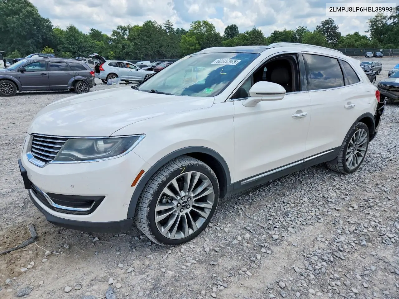 2017 Lincoln Mkx Reserve VIN: 2LMPJ8LP6HBL38998 Lot: 60628986