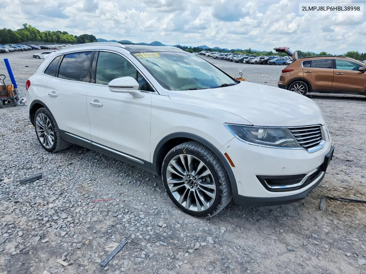 2017 Lincoln Mkx Reserve VIN: 2LMPJ8LP6HBL38998 Lot: 60628986