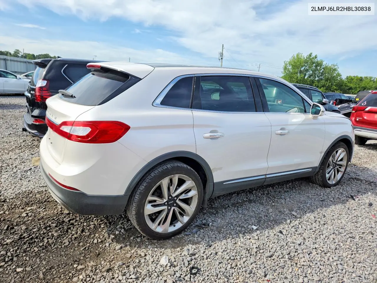2017 Lincoln Mkx Reserve VIN: 2LMPJ6LR2HBL30838 Lot: 62142656