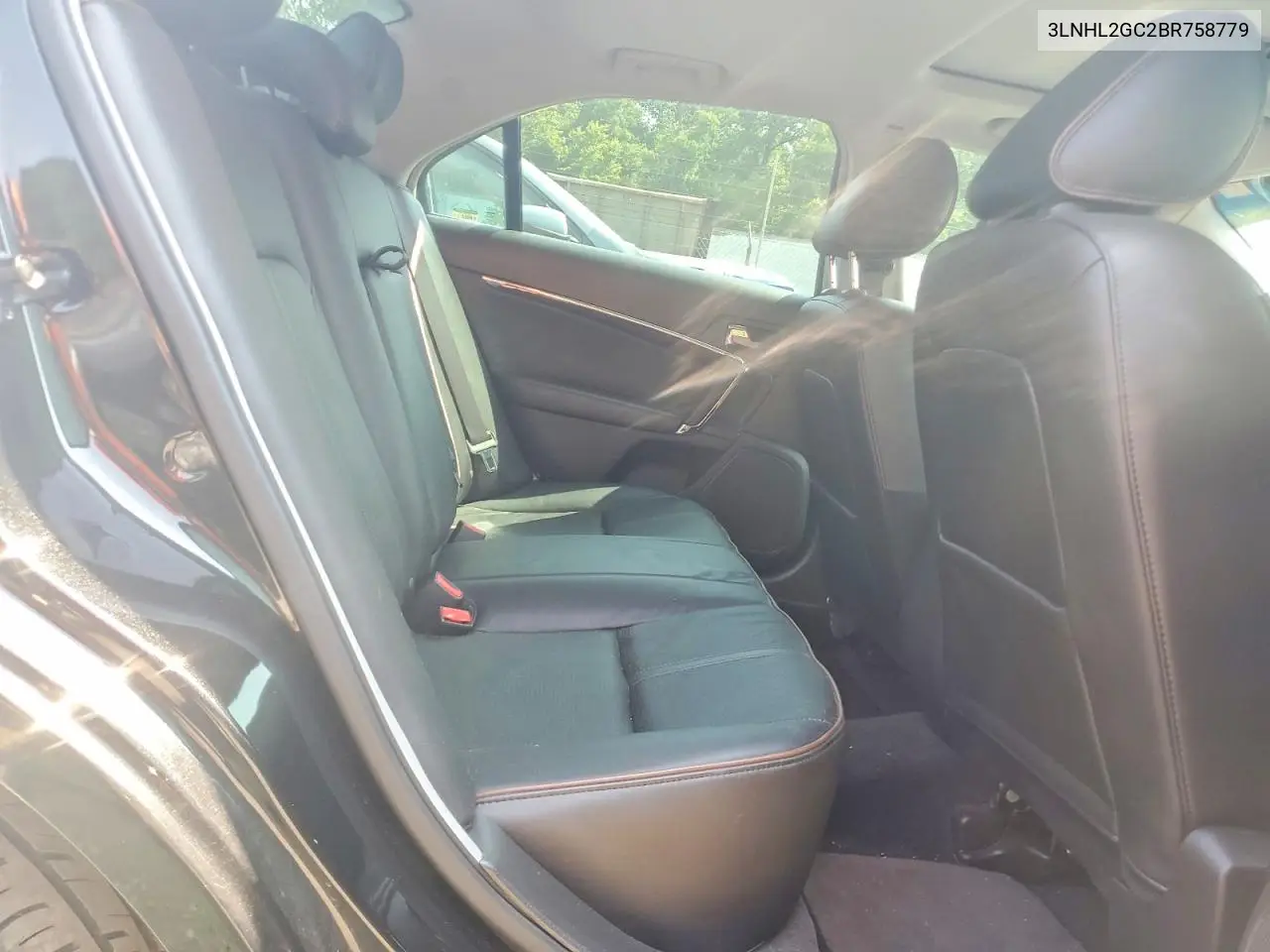 2011 Lincoln Mkz VIN: 3LNHL2GC2BR758779 Lot: 60992426