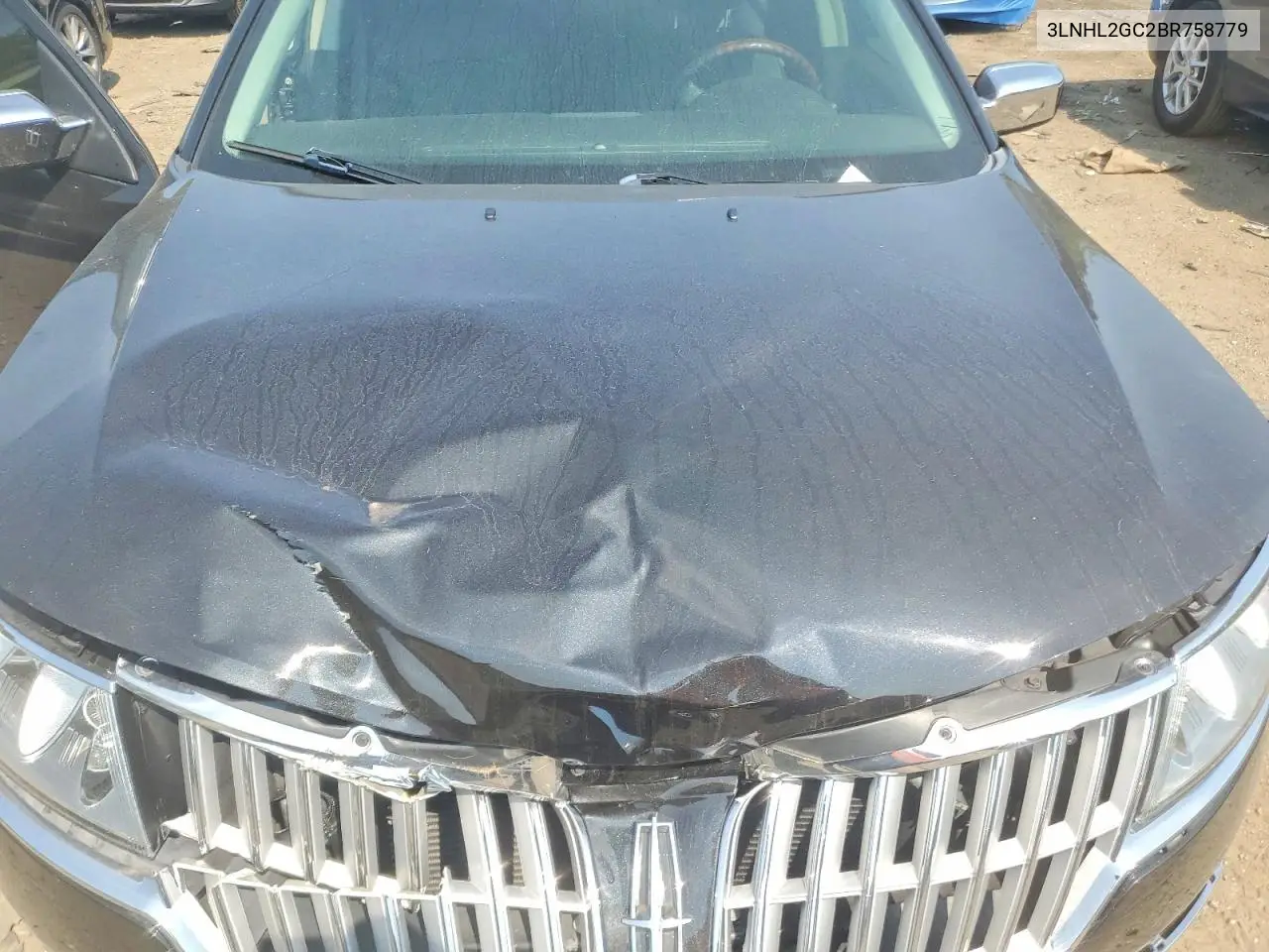2011 Lincoln Mkz VIN: 3LNHL2GC2BR758779 Lot: 60992426