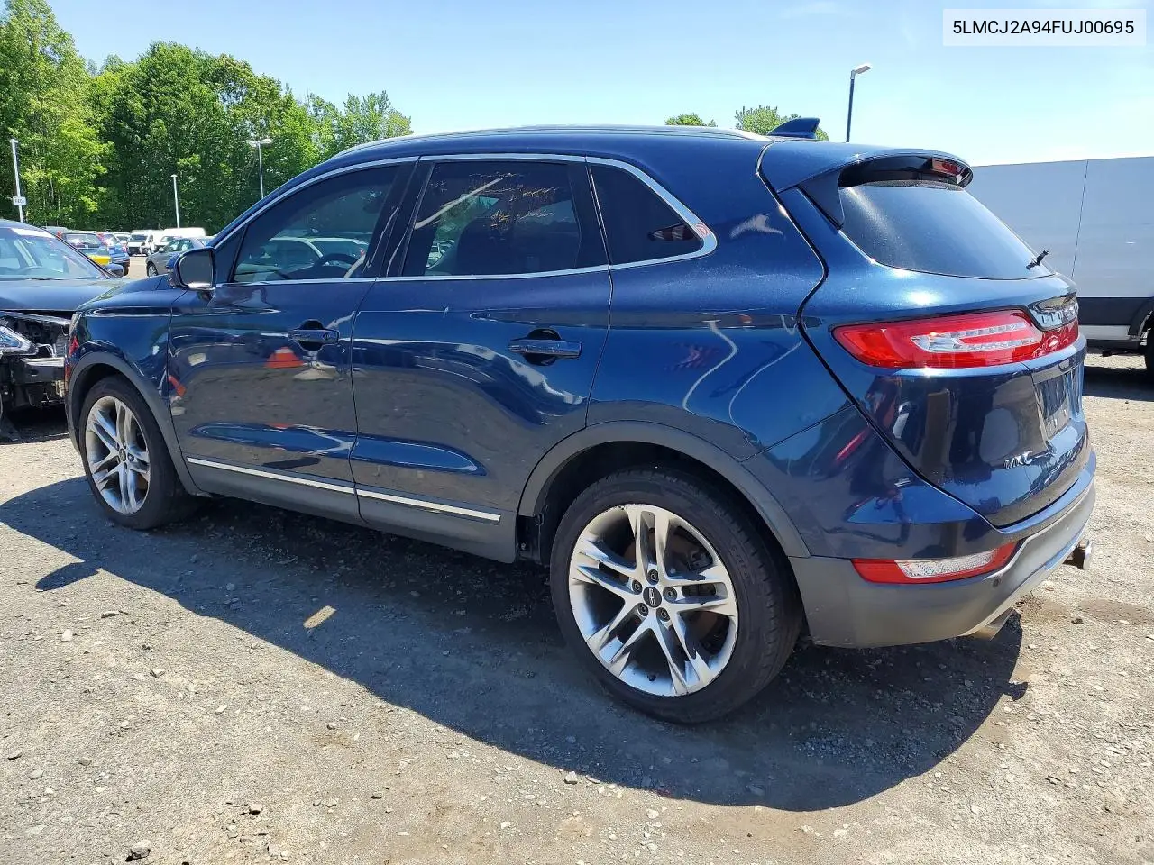 2015 Lincoln Mkc VIN: 5LMCJ2A94FUJ00695 Lot: 54670266
