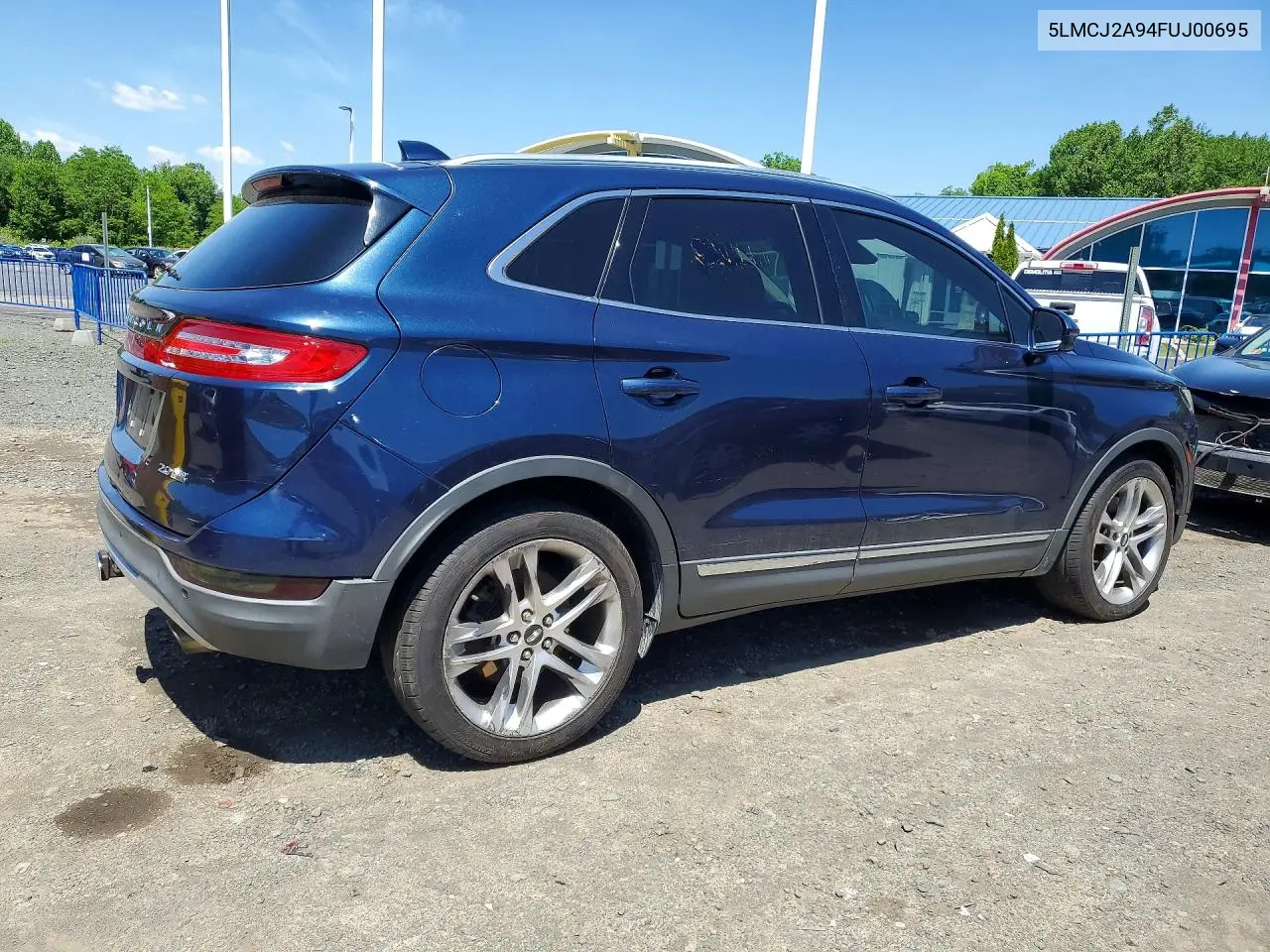 2015 Lincoln Mkc VIN: 5LMCJ2A94FUJ00695 Lot: 54670266