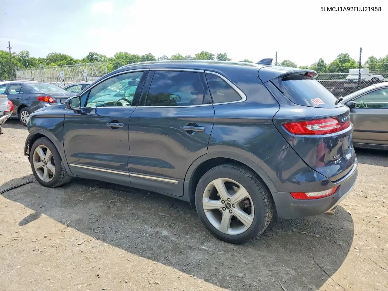 2015 Lincoln Mkc VIN: 5LMCJ1A92FUJ21958 Lot: 55391736
