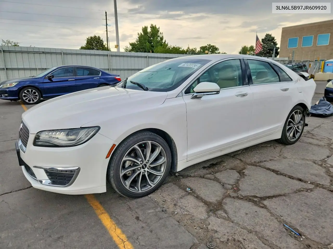 2018 Lincoln Mkz Premiere VIN: 3LN6L5B97JR609920 Lot: 62122236