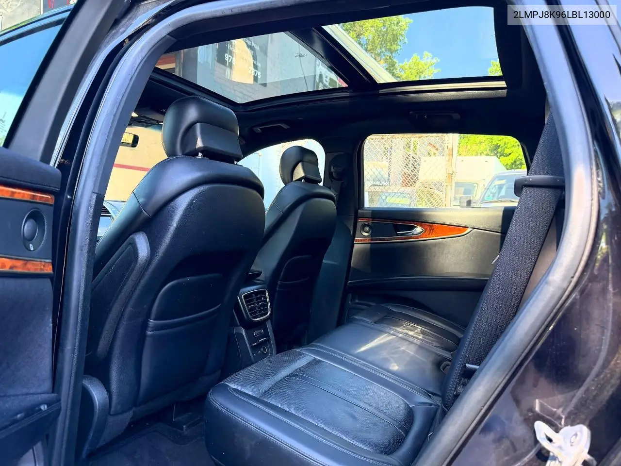 2020 Lincoln Nautilus Reserve VIN: 2LMPJ8K96LBL13000 Lot: 57166866