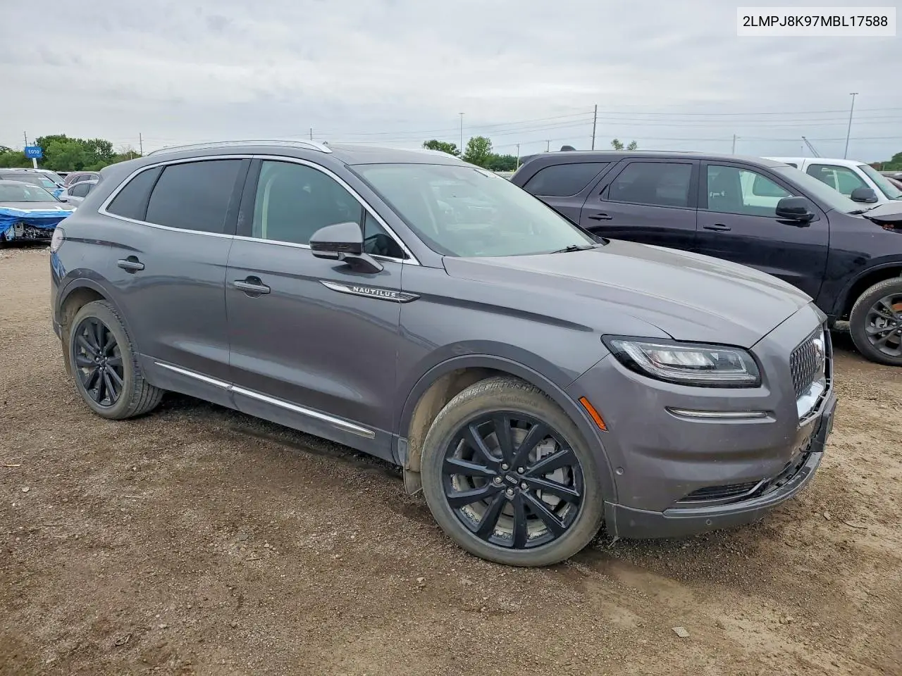 2021 Lincoln Nautilus Reserve VIN: 2LMPJ8K97MBL17588 Lot: 53606866