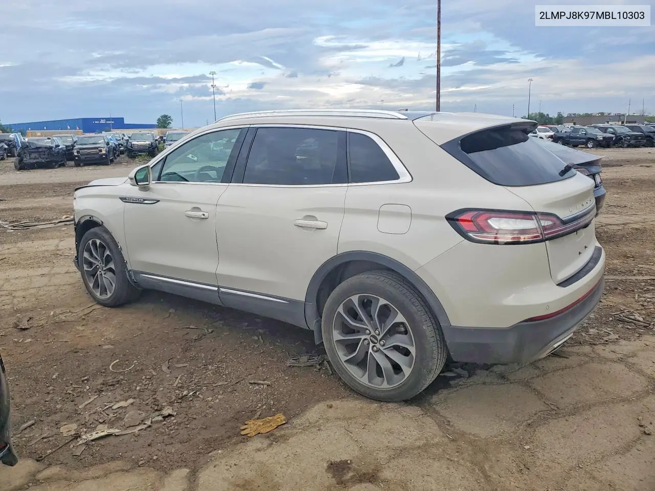 2021 Lincoln Nautilus Reserve VIN: 2LMPJ8K97MBL10303 Lot: 56845646