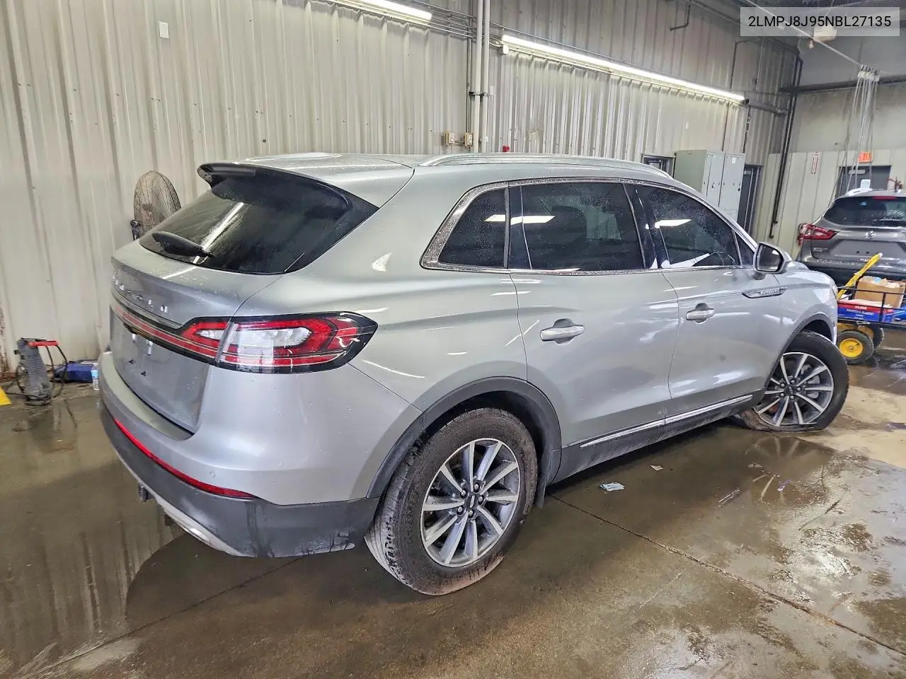 2022 Lincoln Nautilus VIN: 2LMPJ8J95NBL27135 Lot: 56220966