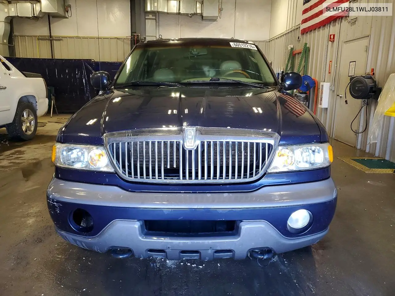 1998 Lincoln Navigator VIN: 5LMFU28L1WLJ03811 Lot: 60512216