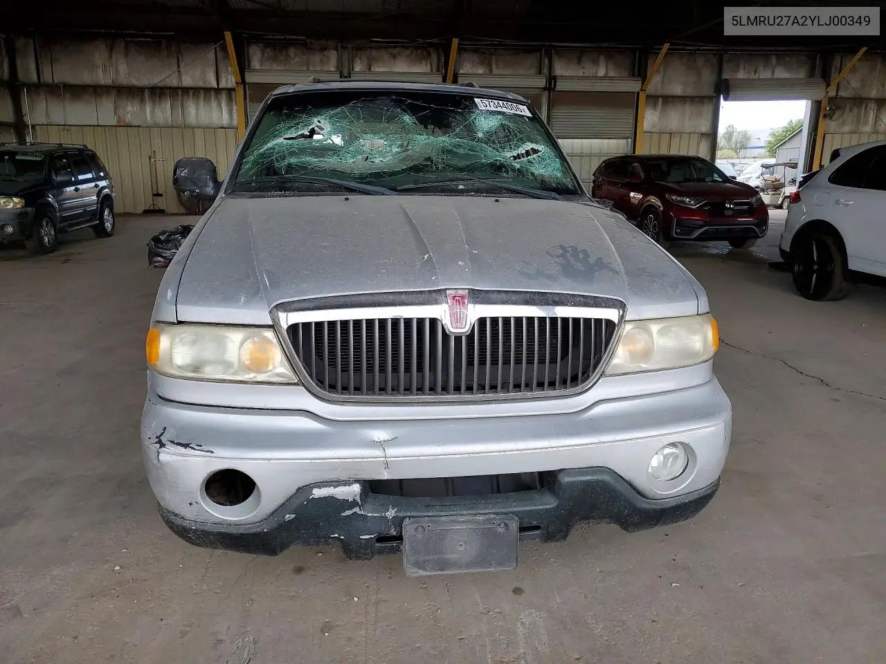 2000 Lincoln Navigator VIN: 5LMRU27A2YLJ00349 Lot: 57344006